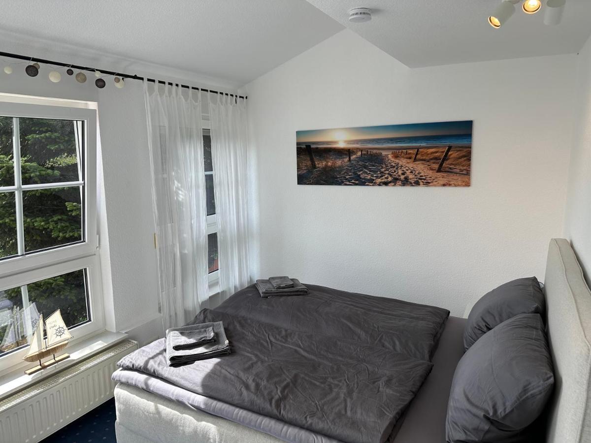 Ruhige, Kleine Ferienwohnung 绍尔滕斯 外观 照片